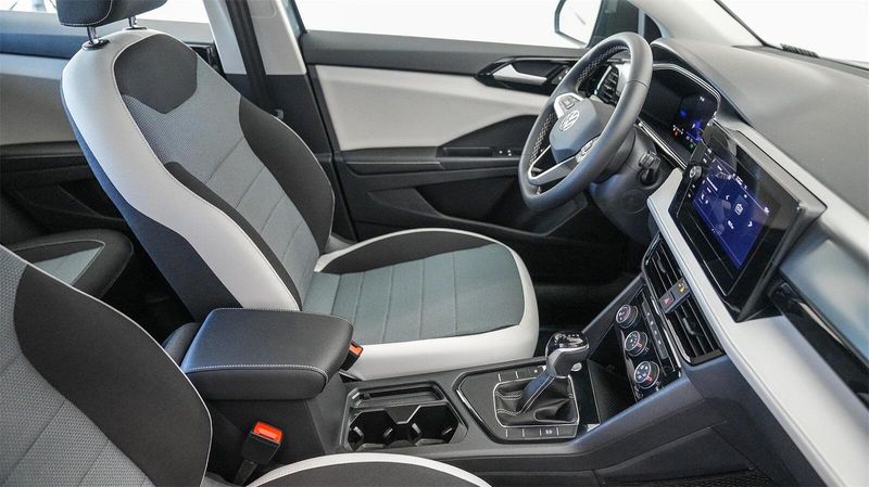 New 2025 Volkswagen Taos 1.5T SImage 17