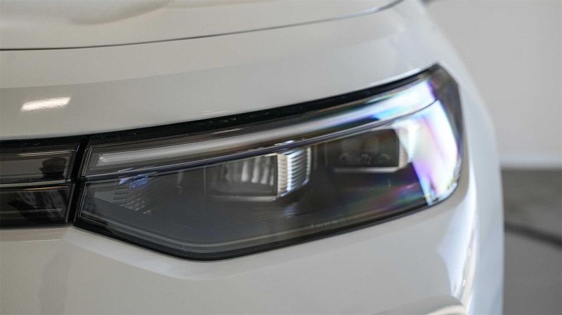 New 2025 Volkswagen Tiguan 2.0T SEImage 7