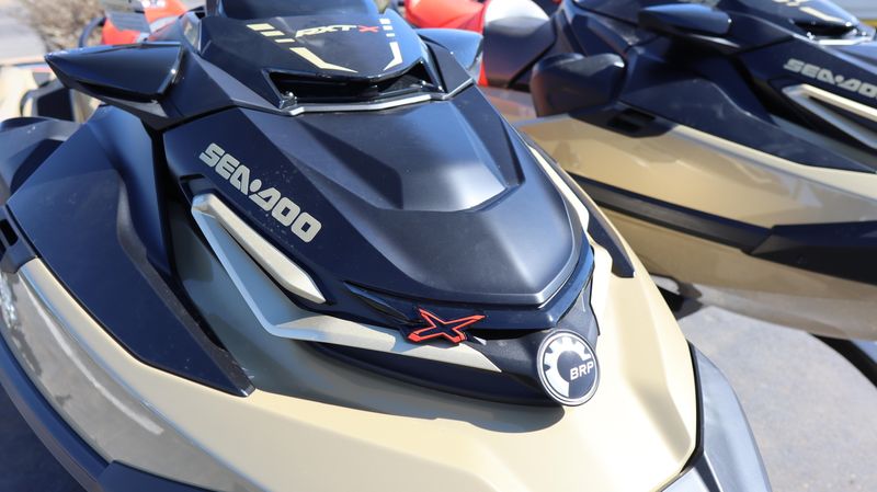 2025 SEADOO RXTX 325 WITH SOUND SYSTEM METALLIC TAN AND LAVA RED Image 4