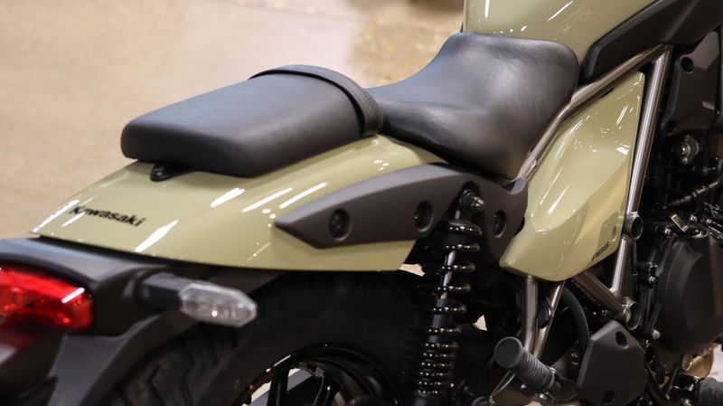 2025 Kawasaki ELIMINATOR PEARL SAND KHAKI Image 5