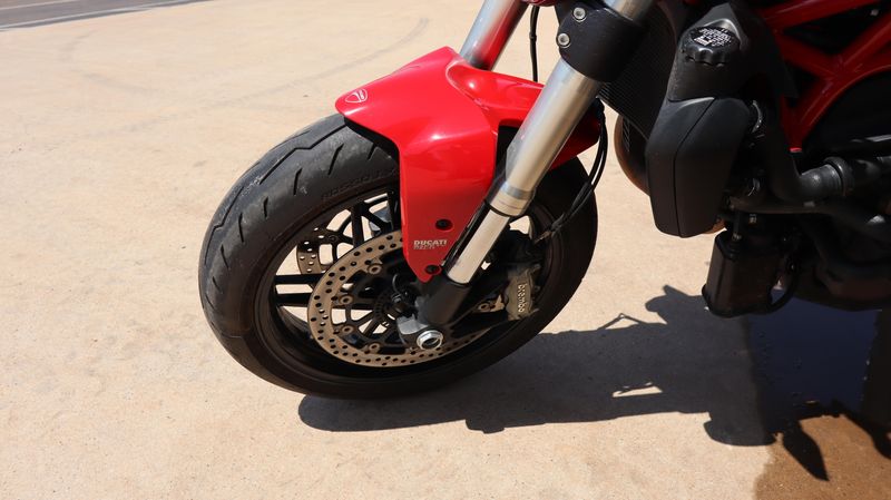 2017 Ducati MONSTER 821 Image 9