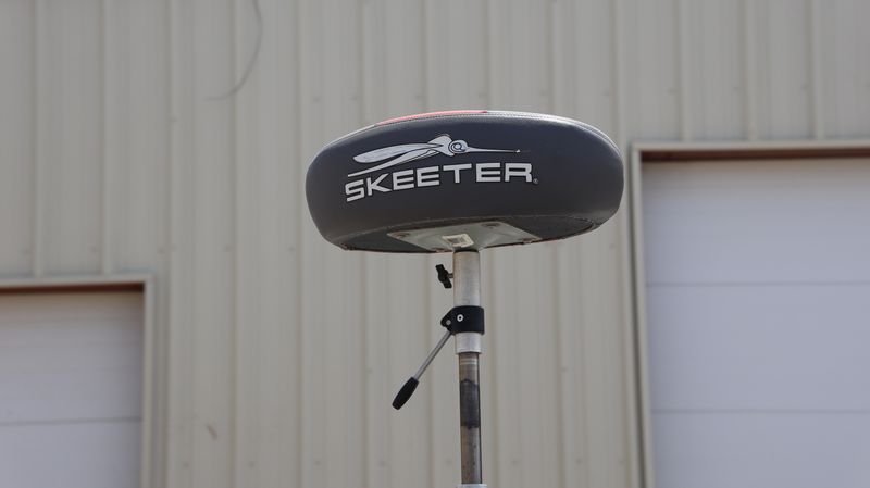 2005 SKEETER ZX225 Image 10