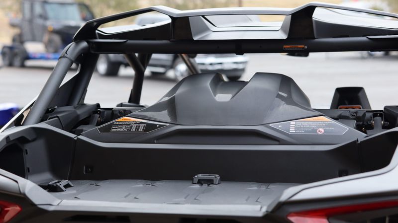 NEW 2026 CAN-AM MAVERICK R MAX X WITH SMARTSHOX 999T DCT Image 15