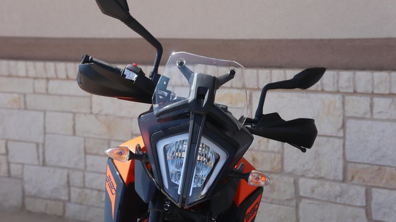 2023 KTM 390 ADVENTURE Image 3