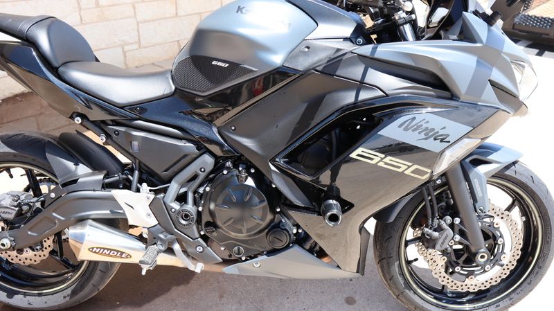 2024 Kawasaki Ninja 650 ABS KRT Edition Image 15