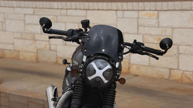 2020 Triumph STREET TWIN 900 Image 12