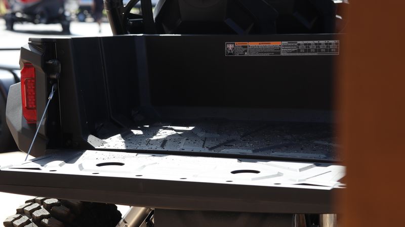 NEW 2026 POLARIS GENERAL XP 4 1000 ULTIMATE Image 4