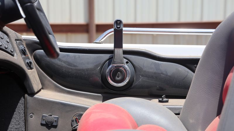 2005 SKEETER ZX225 Image 30