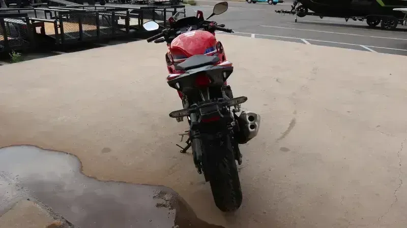 NEW 2025 HONDA CBR500R GRAND PRIX RED Image 4