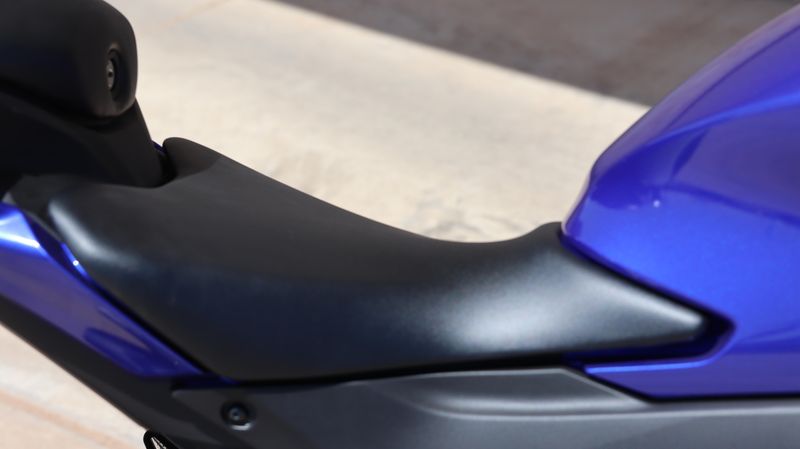 2025 Yamaha YZFR3 ABS TEAM BLUE Image 17