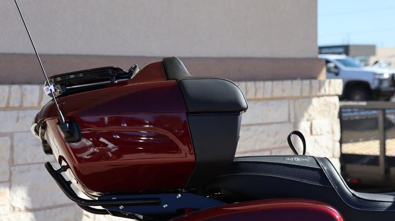 2024 Indian Motorcycle INDIAN ROADMASTER DARK HORSE WITH AUDIO MAROON METALLICImage 8