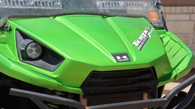2014 Kawasaki TERYX4 LE Image 4