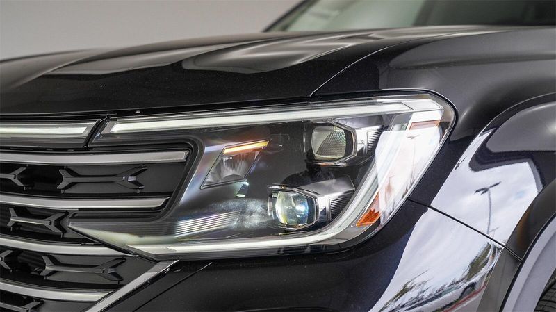 New 2025 Volkswagen Atlas 2.0T SE w/TechnologyImage 7