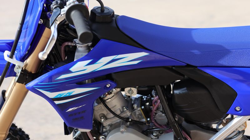 2025 Yamaha YZ65 TEAM BLUEImage 16