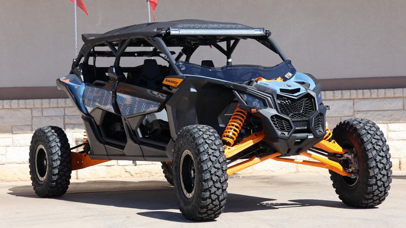 2025 Can-Am MAVERICK X3 RS TURBO RR SCAN BLUE AND ORANGE CRUSHImage 1