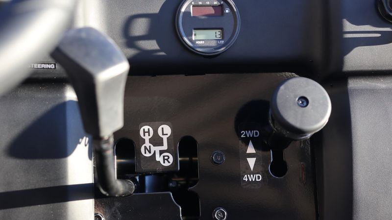 NEW 2026 KAWASAKI MULE 4010 TRANS4X4 Image 12