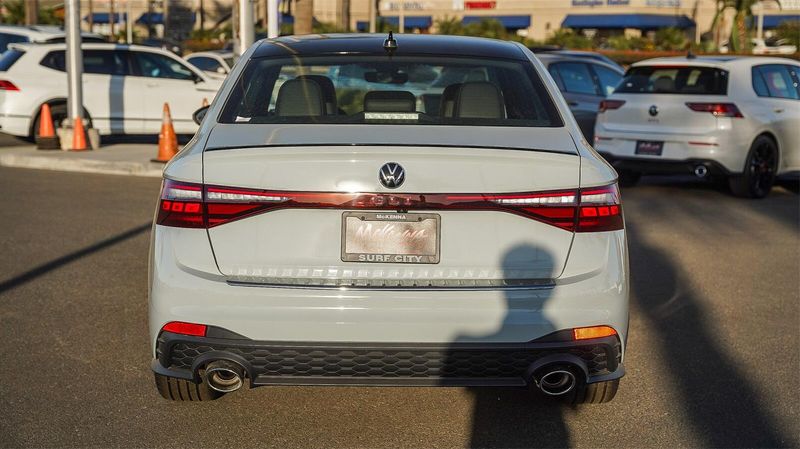 2025 Volkswagen Jetta GLI 2.0T AutobahnImage 7