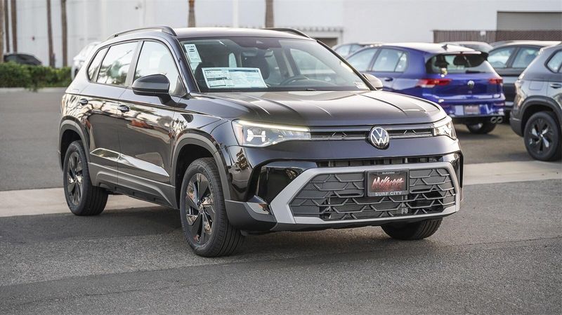 2025 Volkswagen Taos 1.5T SImage 3