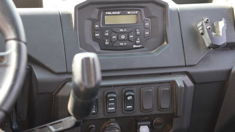 2021 Polaris RANGER CREW XP 1000 TRAIL BOSS  WHITE Base Image 10
