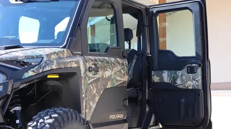 2025 Polaris RANGER CREW XD 1500 NORTHSTAR EDITION ULTIMATE PURSUIT CAMOImage 24