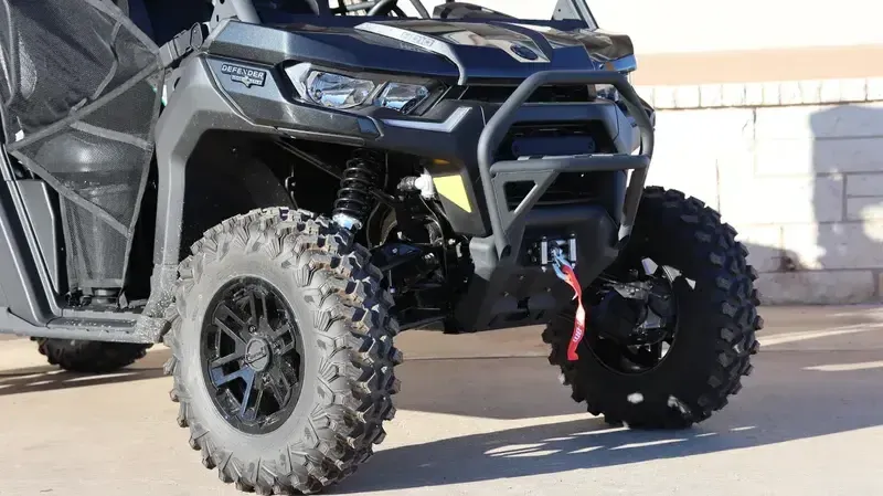 2025 Can-Am DEFENDER MAX LONE STAR HD10 STEALTH BLACKImage 16