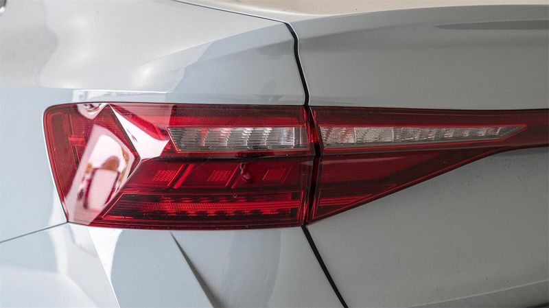 New 2025 Volkswagen Jetta 1.5T SEImage 8