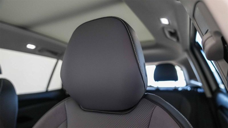 New 2025 Volkswagen Tiguan 2.0T SEImage 25