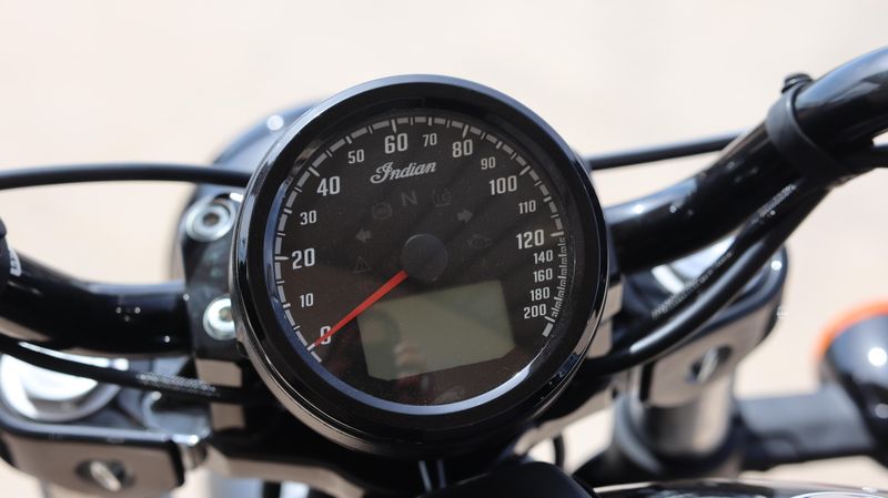 NEW 2025 INDIAN MOTORCYCLE SCOUT SIXTY BOBBER Image 9