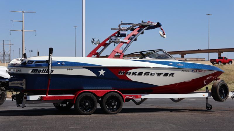 2014 MALIBU 247 LSV TEXAS EDITION Image 1