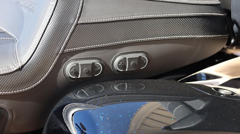 NEW 2025 INDIAN MOTORCYCLE ROADMASTER DARK HORSE NARA BRONZE SMOKE Image 24