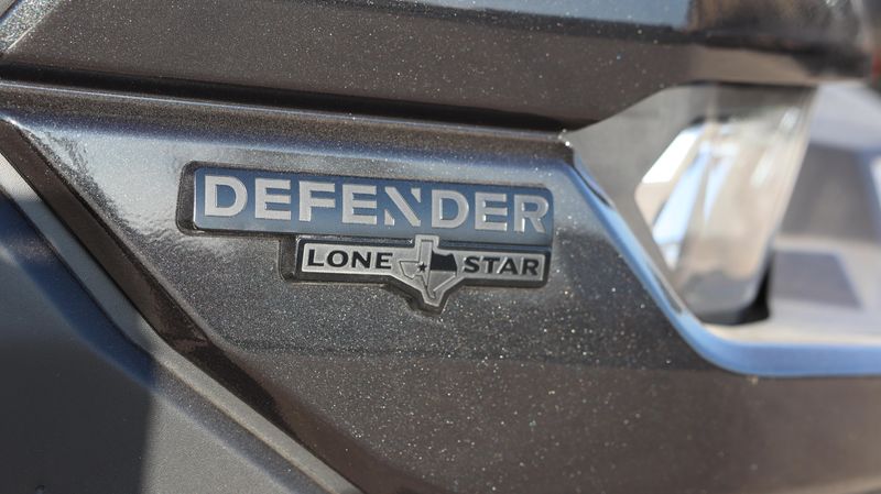 2025 Can-Am DEFENDER MAX LONE STAR CAB HD10 STEALTH BLACKImage 7