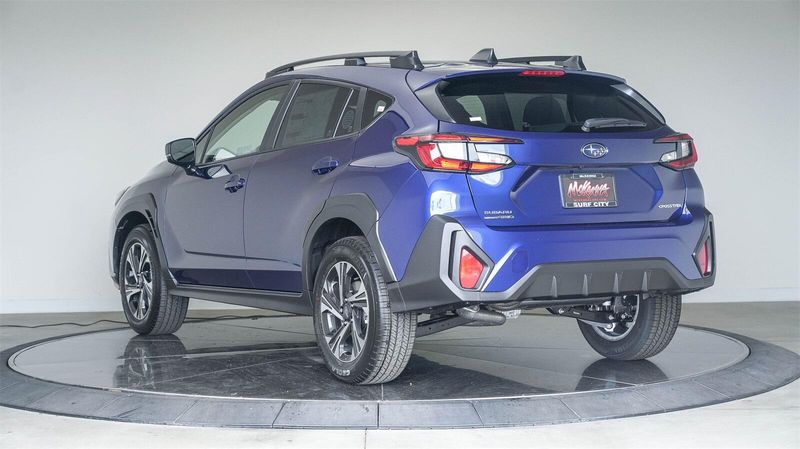 2025 Subaru Crosstrek PremiumImage 2