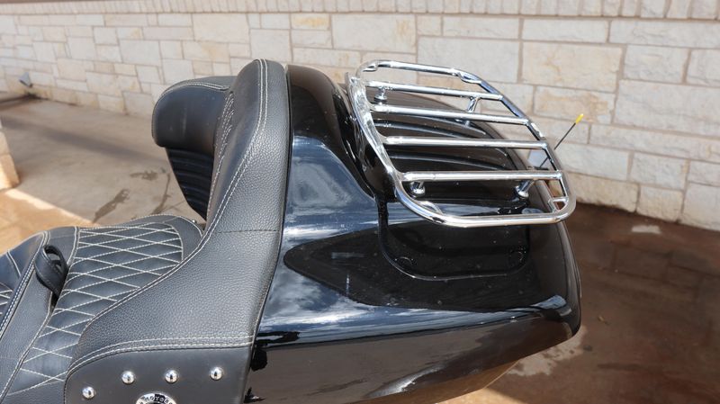 2015 Indian Motorcycle ROADMASTER THUNDER BLACK CAL Base Image 19
