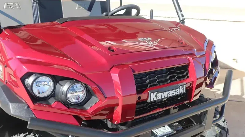 New 2026 Kawasaki MULE PROFXT 1000 LE PLATINUM RANCH EDITION METALLIC DEEP RED Image 15