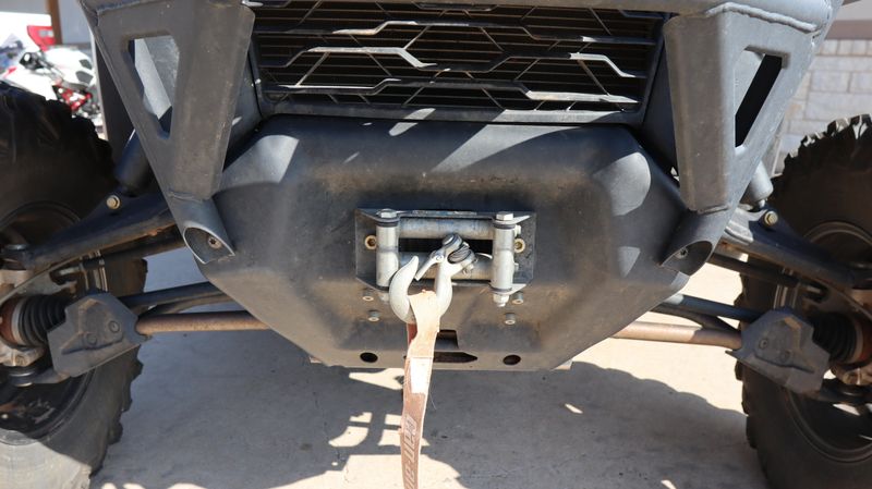 2023 Can-Am SSV DEF MAX TEX CAB 65 HD10 BK 23 Limited HD10 Image 5