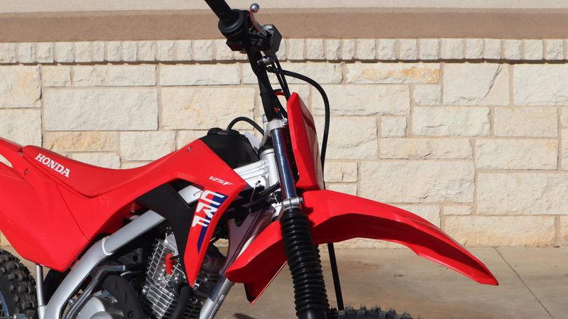 2025 Honda CRF125F BIG WHEEL REDImage 6