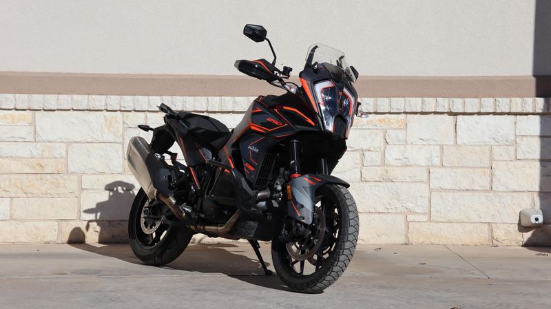 2022 KTM Super Adventure 1290 SImage 1