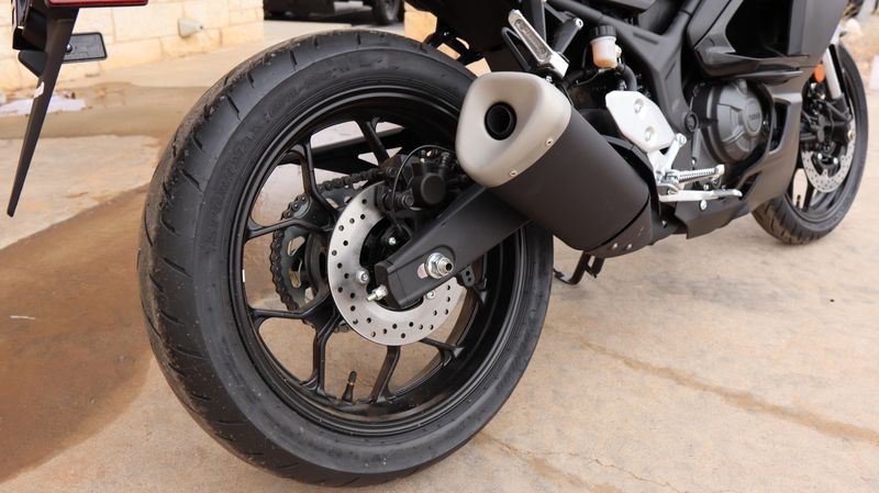 NEW 2026 YAMAHA YZFR3 ABS Image 6