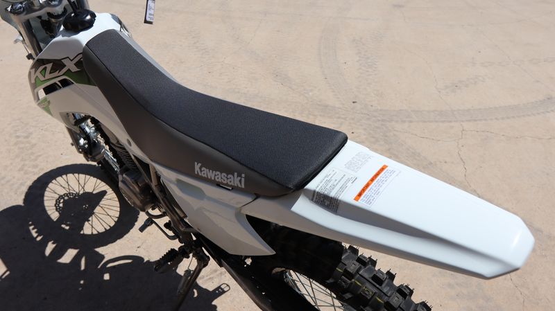 New 2026 Kawasaki KLX140R F BRIGHT WHITE Image 12