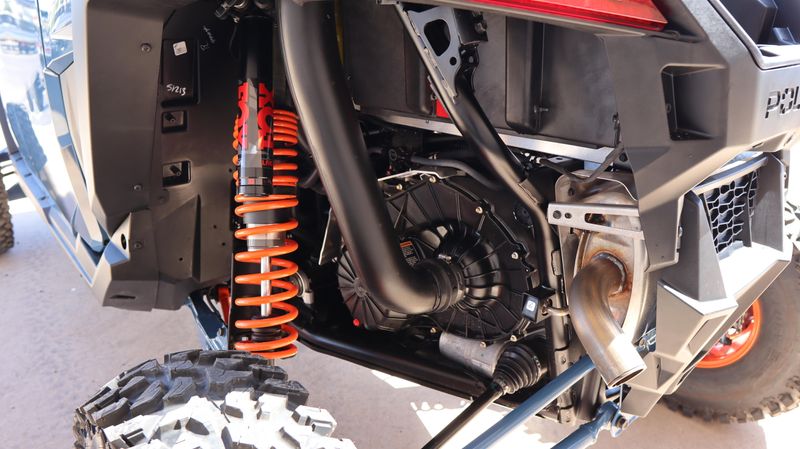 New 2025 Polaris RZR PRO S 4 ULTIMATE ORANGE RUST AND ZENITH BLUE Image 14