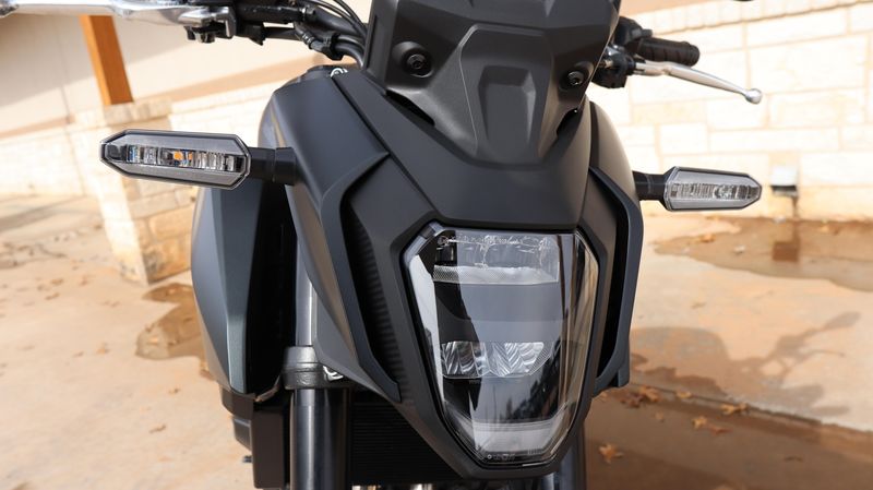 NEW 2025 HONDA CB500F ABS MATTE BLACK METALLIC Image 4