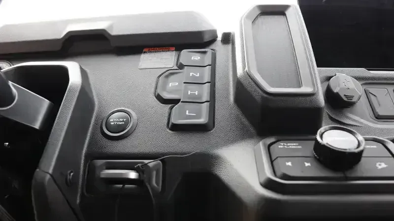 NEW 2026 CFMOTO UFORCE U10 XL PRO Image 10