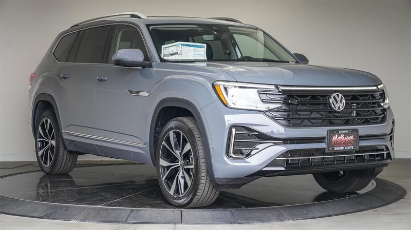 New 2025 Volkswagen Atlas 2.0T SEL Premium R-LineImage 5