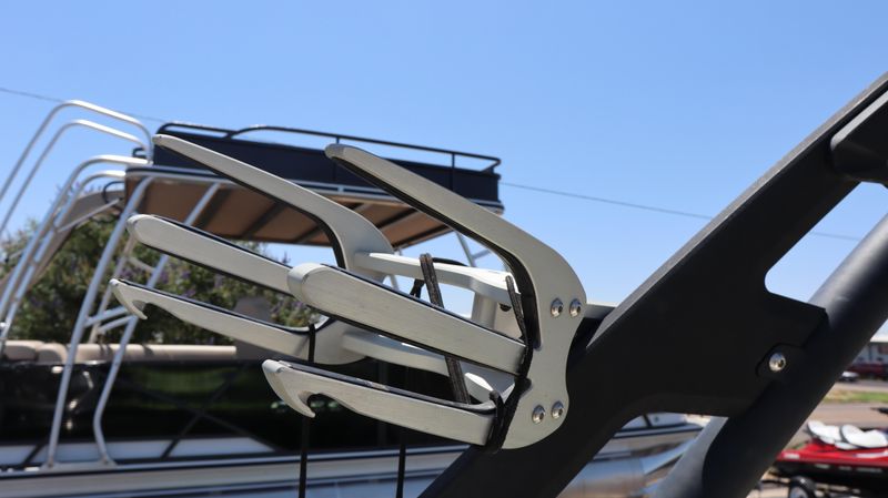 Used 2015 MALIBU 22 VLX WAKESETTER Image 24