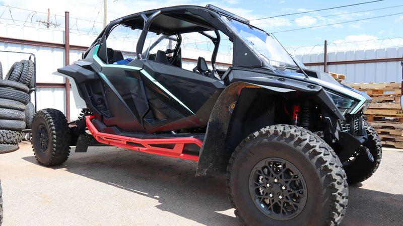 2023 Polaris RZR PRO R 4 ULTIMATE  STEALTH BLACK Ultimate Image 1