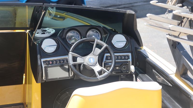 Used 2015 AXIS T22 Image 16