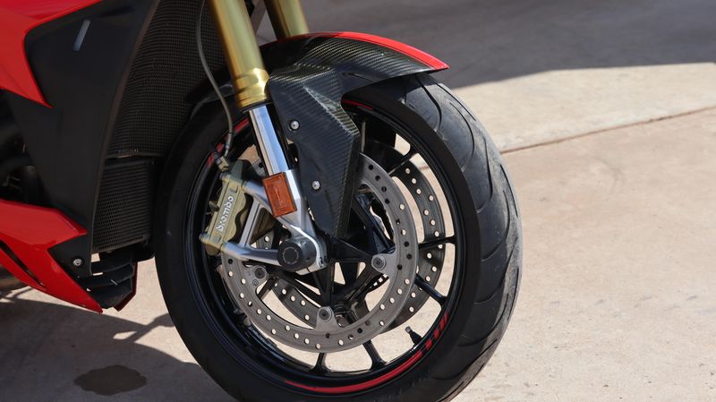 2016 BMW S 1000 R Image 6