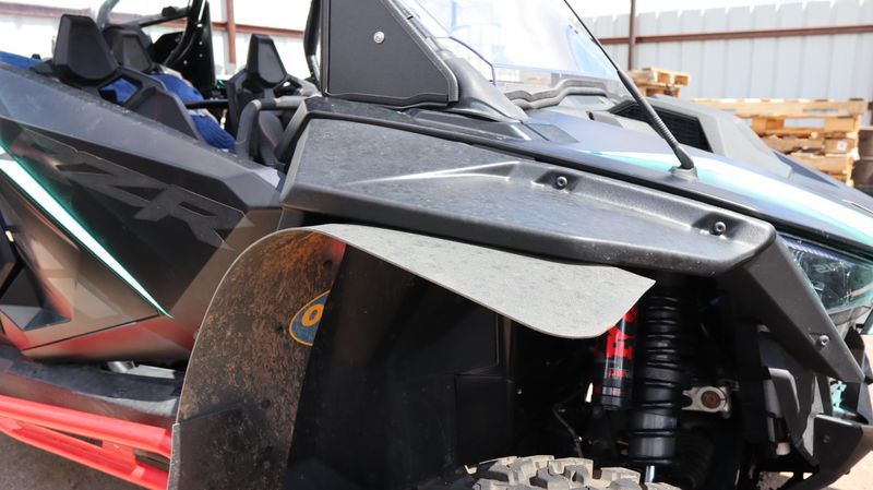 2023 Polaris RZR PRO R 4 ULTIMATE  STEALTH BLACK Ultimate Image 5