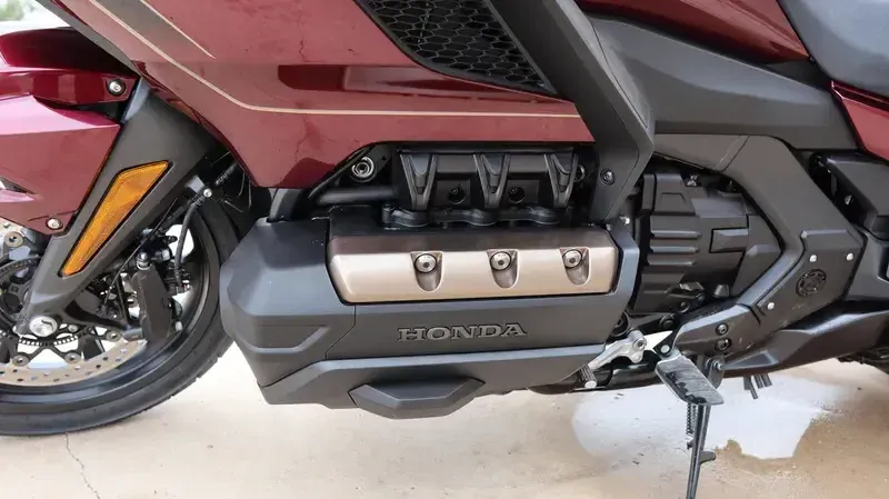 NEW 2025 HONDA GOLD WING TOUR DCT 50TH ANNIVERSARY Image 5