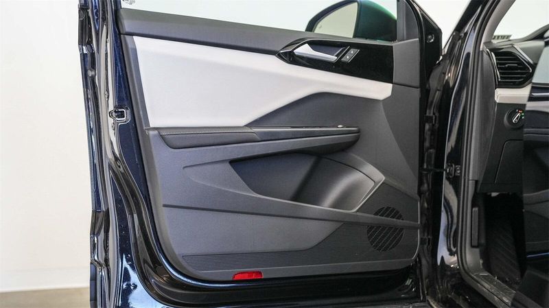 New 2025 Volkswagen Taos 1.5T SImage 21